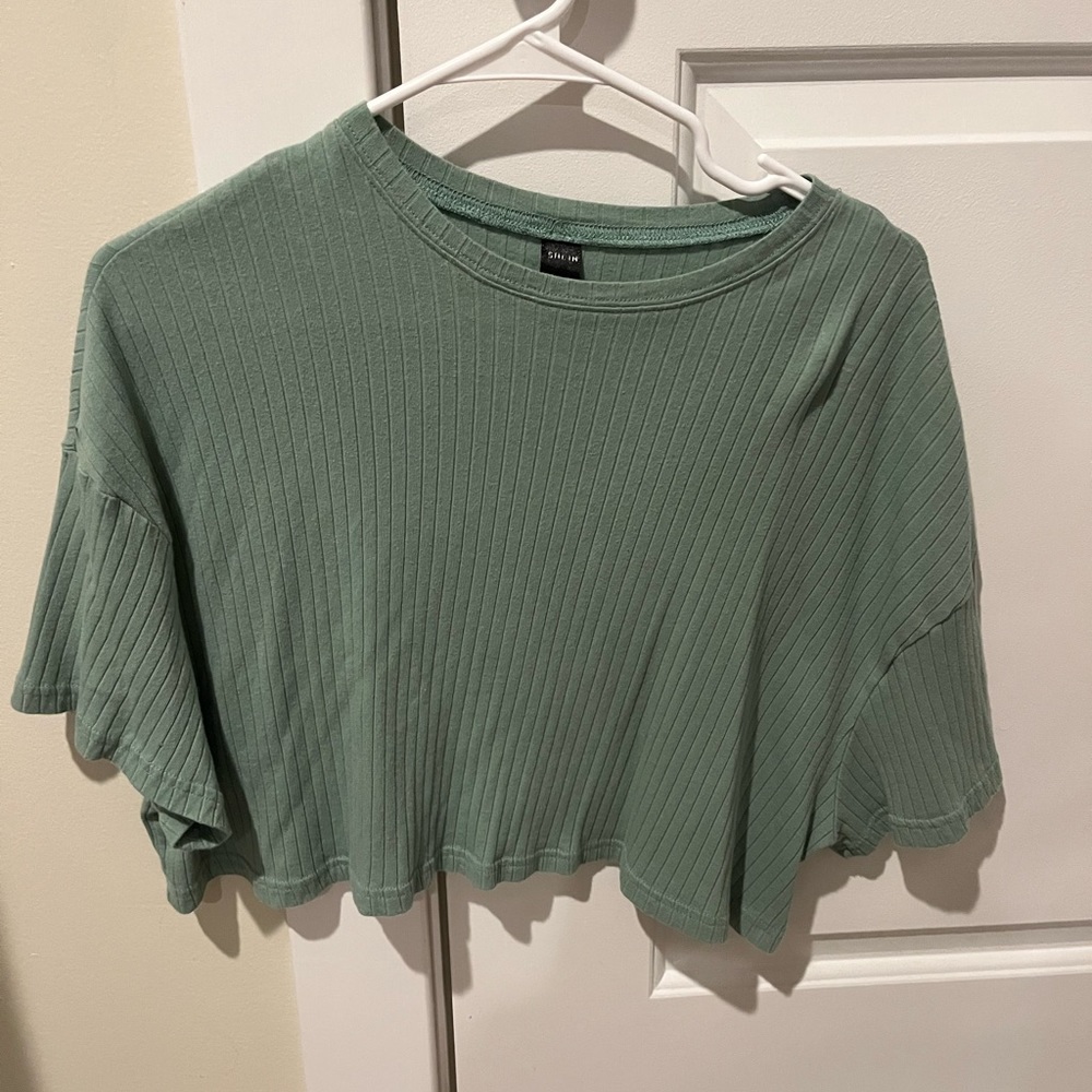 SHEIN green t shirt. Size S